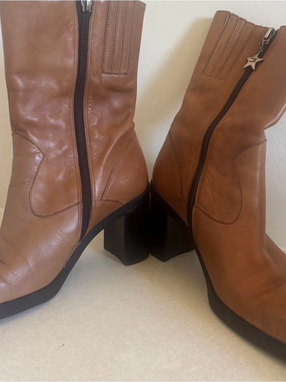 Tommy Hilfiger boots